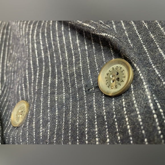 NWT Talbots Blue Pinstriped Blazer Wool Blend Jacket Size 8 - Picture 4 of 9